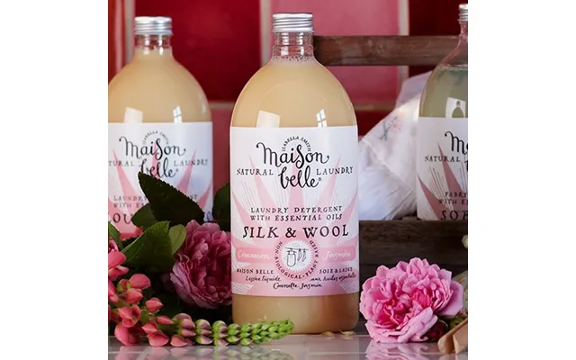 Vaskemiddel Silke Og Uld Med Kanel Og Jasmin Duft - 1 Liter