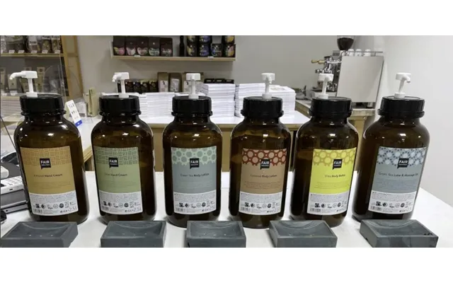 Fair Squared - Storkøb 2,5 Liter Flydende Økologisk Shampoo Med Apricot
