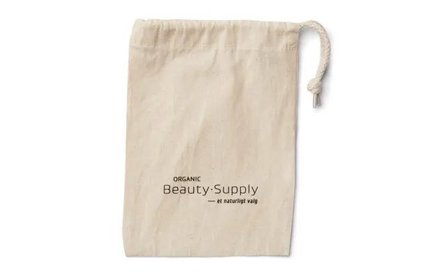 Organic Beauty Supply - Makeup Pose