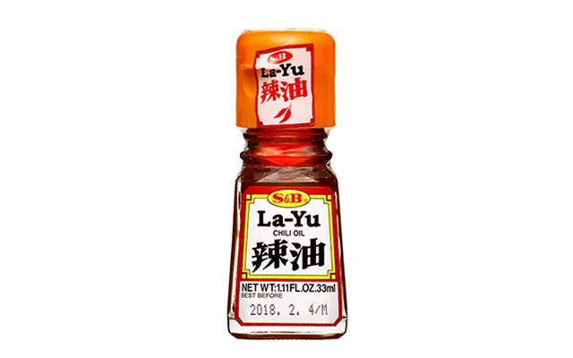 S&b La-yu Chili Oil 33 Ml. - Olie