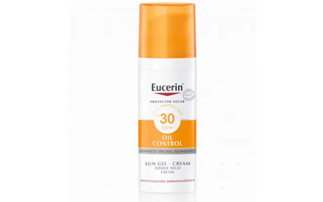 Solbeskyttelse Eucerin Sunscreen Gel-cream Oil Control Dry Touch Spf 30 - 50ml
