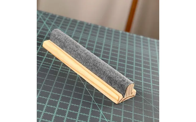 Wool Pressing Bar M Clapper 12 30,48cm - The Gypsy Quilter