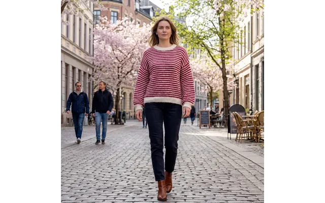 Super Lækker Sweater Burgundy Med Hvide Striber