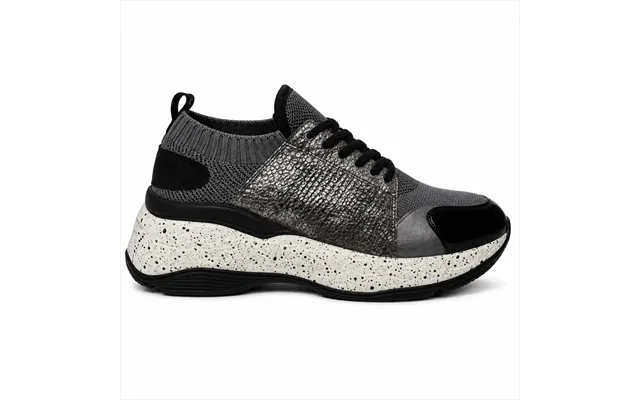 Midnight Luxe Sneaker - 40