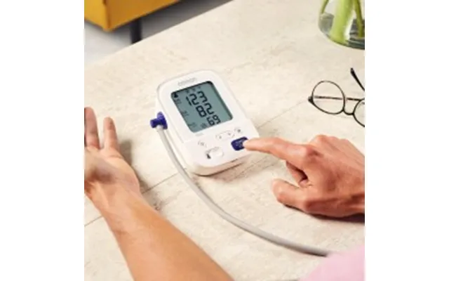 Omron Comfort M3 Blodtryksmåler Hvid