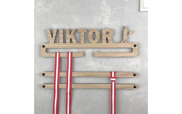Medalje Ophæng Med Basketspiller Og Eget Navn