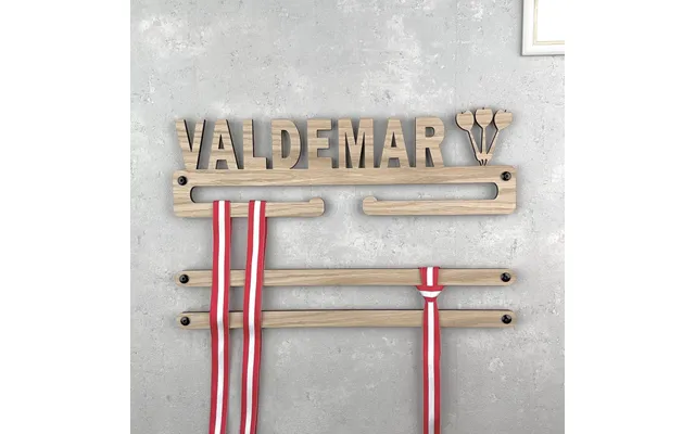 Medalje Ophæng Med Dartpile Og Eget Navn