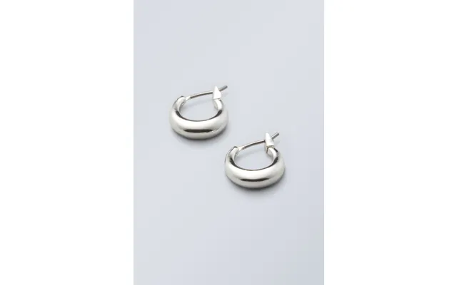 Mija Mini Hoop Earrings