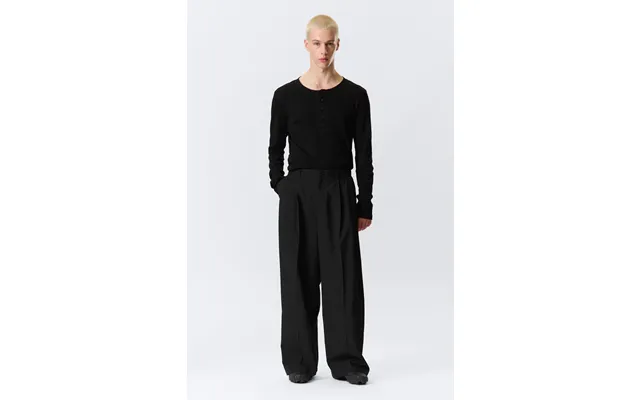 Nate Loose Fit Pleated Suit Trousers