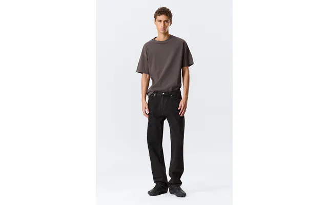 Space Mid Rise Relaxed Straight Jeans