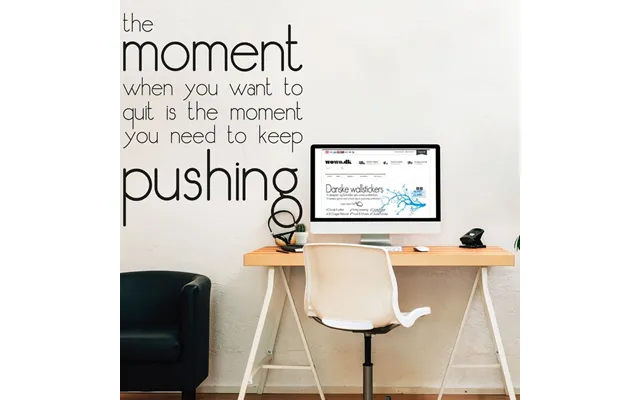 Keep Pushing - Wallsticker
