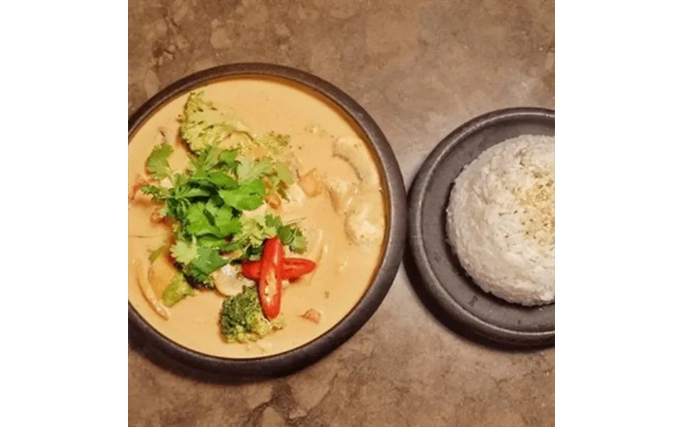 Red Curry With Chicken