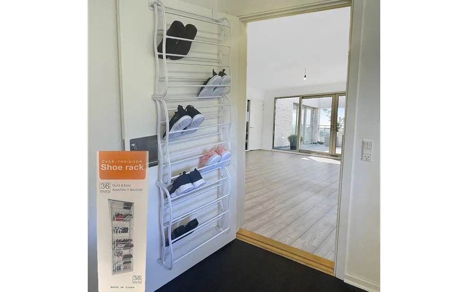 Shoe rack to door with seat to 20-30 couple shoes