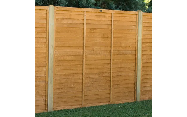 Forest 6' X 6' Straight Cut Lap Fence Panel 1.83m X 1.83m