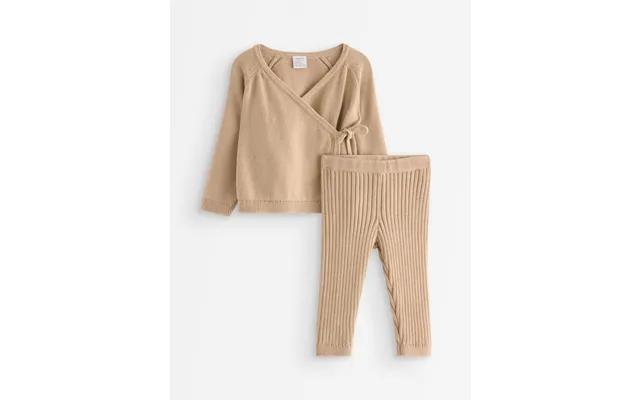 Set - Jumper And Leggings product image