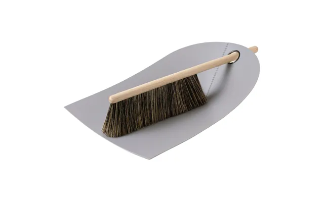 Normann Copenhagen Normann Dustpan & Broom Light Grey