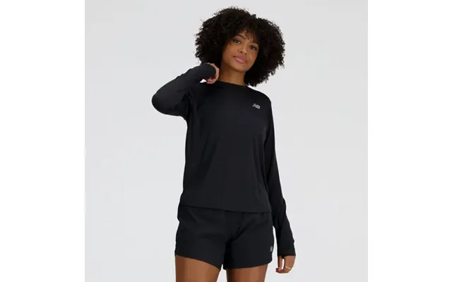 New Balance Women's Long Sleeve Running T-shirt In Black Heather For Comfort And Style