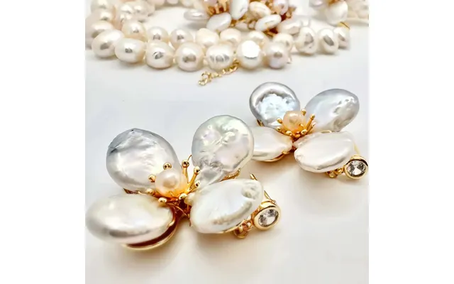 Beaded Baroque Pearl Flowers Jewelry Set