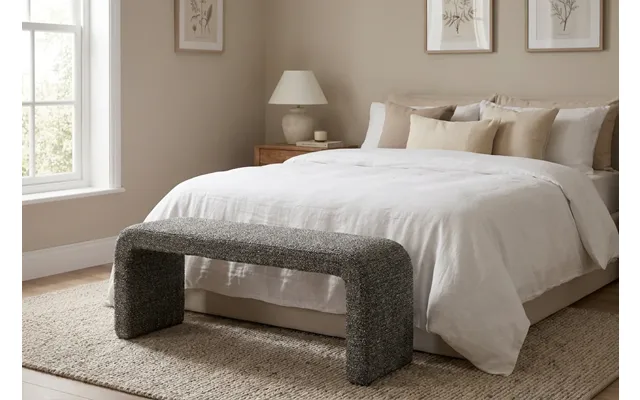 Araco Sleep Mode Bench Cinder