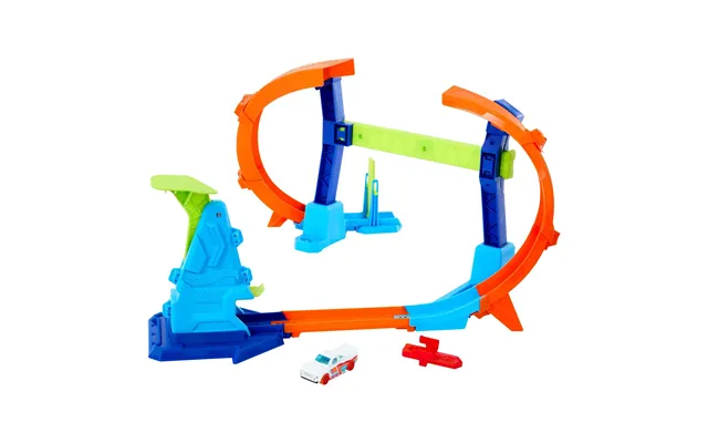 Hot Wheels Stunt Tracks Corkscrew Jump Champion Set