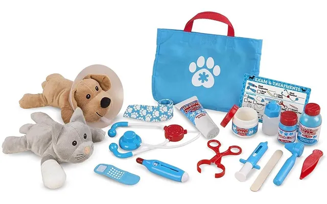 Melissa & Doug Examine And Treat Pet Vet Playset