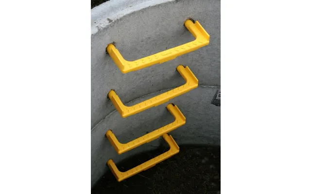 Caswick Double Step Yellow With Encapsulated Ends For Existing Structures