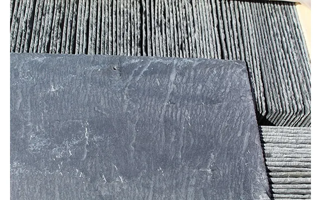 Iss-12 Traditional Prime Spanish Roofing Slate 500 X 300 X 5mm - Mid Grey