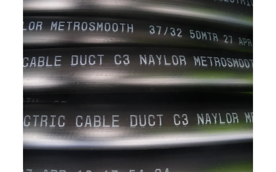 Naylor Metrosmooth Pe Electric Cable Duct 38 44mm X 50mtr Black