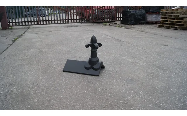 Rock Roofing Fleur-de-lys Small Finial 75 Plain Angle - Warm Grey
