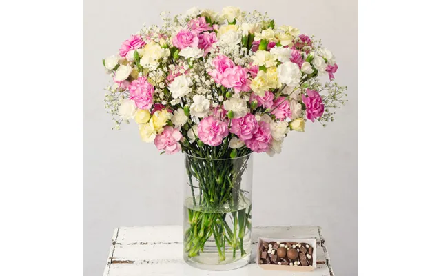 Cascade Cake Gift