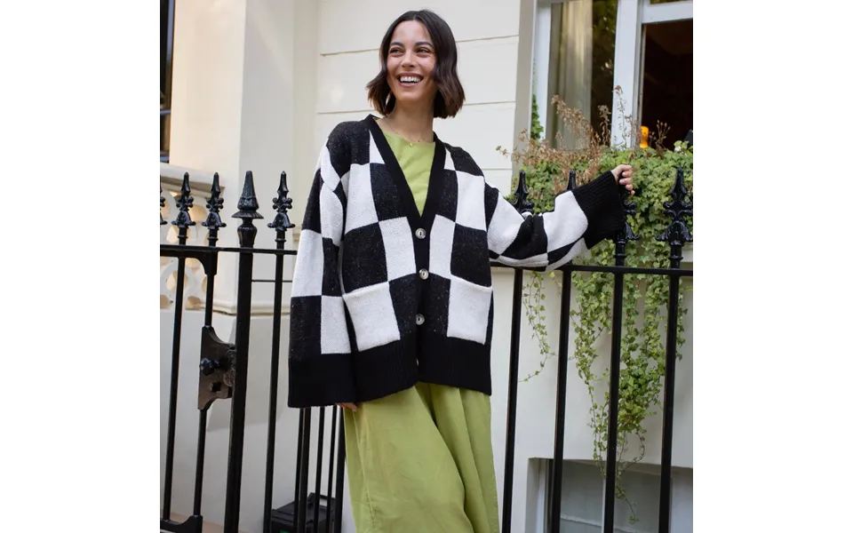 Candice Checked Oversized Chunky Cardigan - Black & White, L