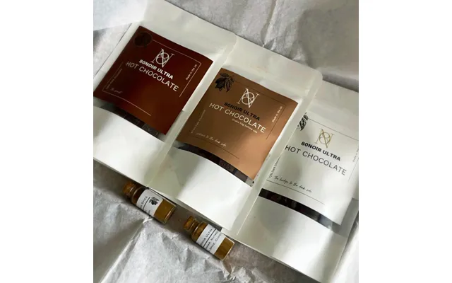 Adults Discovery Bundle 3 X 70g Dark Hot Chocolate 2 Spices 80noir