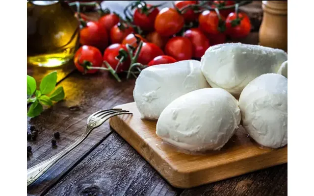 Authentic Italian Fior Di Latte Mozzarella 6 X 125g