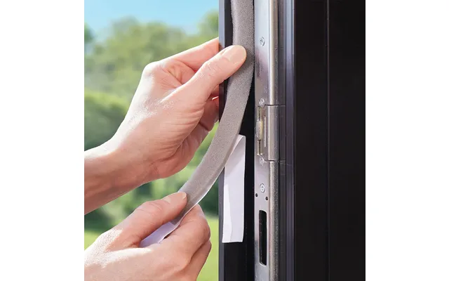 3x 2m Rolls Door And Window Seal