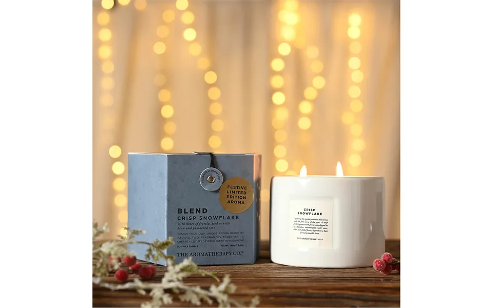 Blend 280gm Candle Snowflake
