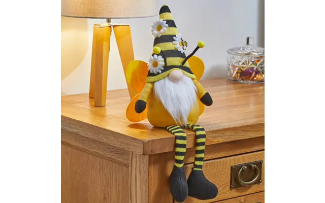 Buzzgonk Seated