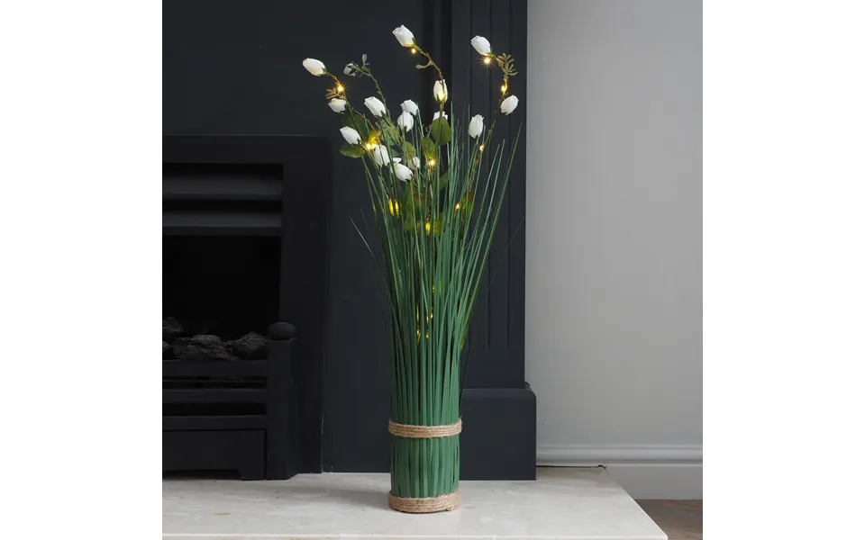 Faux Bouquet In Lit Sweetheart Rose