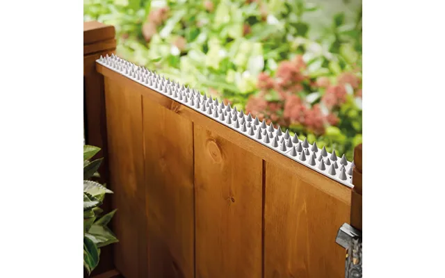 Fence Spikes White Pack Of 10 L48.8 X W4.2 X D1.8cm