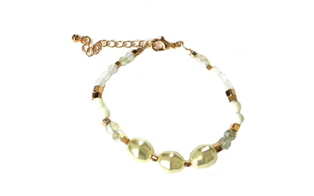 Freshwater Pearl And Bead Bracelet
