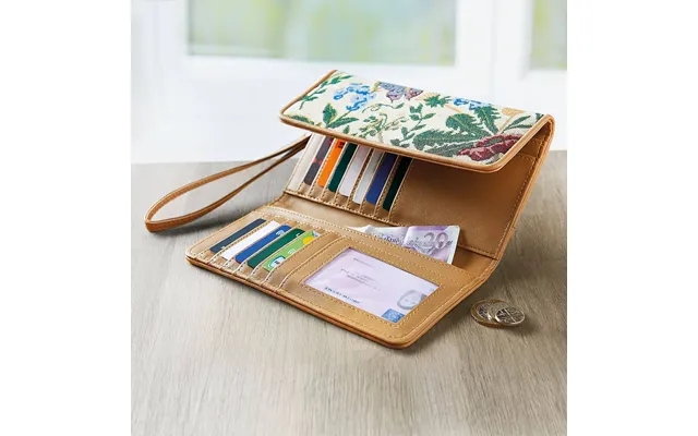 Rfid Tapestry Purse product image