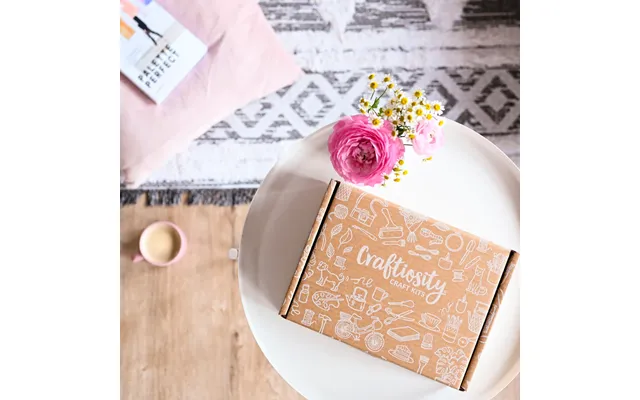 Craft Kit Gift Subscription - 3 Months Strawberry Rope Pot