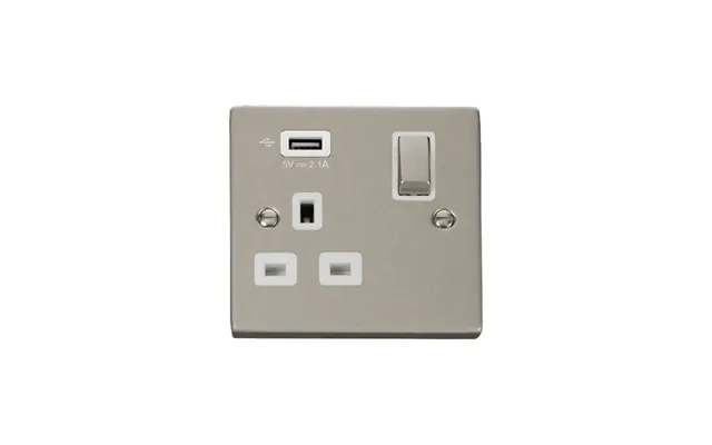Click Deco 13a Ingot 1g Switched Socket With Single 2.1a Usb Outlet Pearl Nickel Insert White