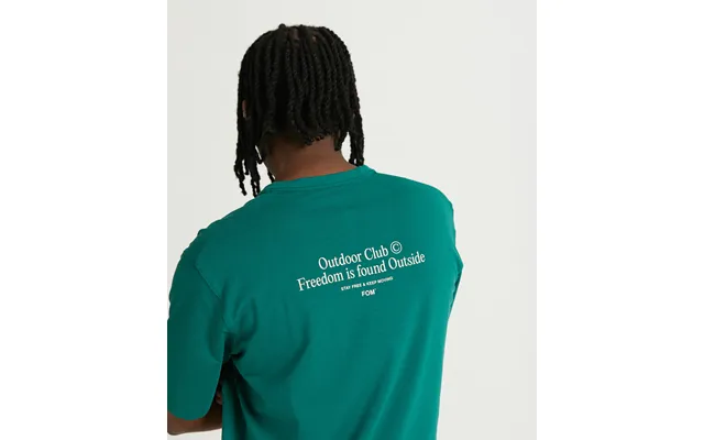 Mens Outdoor Versatile Tee - Green Wilderness