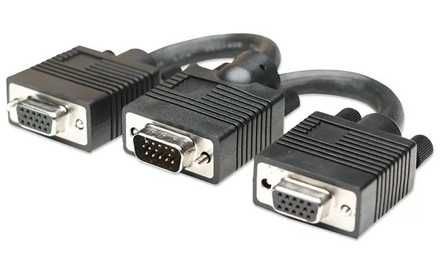 Manhattan Svga Y Cable. Hd15. 15cm. Male To Females. Splits An Svga Co