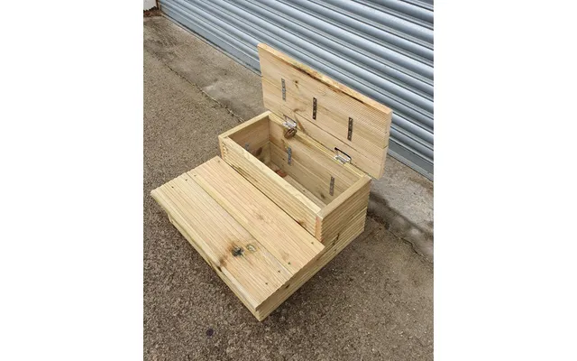 Decking Storage Steps With Non Slip Tape - Ideal Hot Tubs