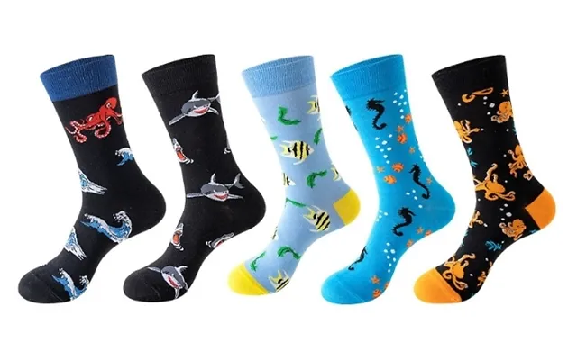 5 Pairs Of Animal Print Socks - 6 Designs product image