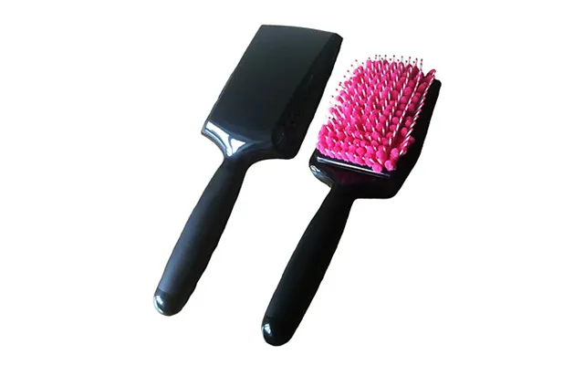 Miss Pouty Microfibre Quick Dry Hair Brush product image