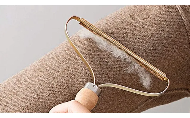 Portable Wooden Lint Shaver