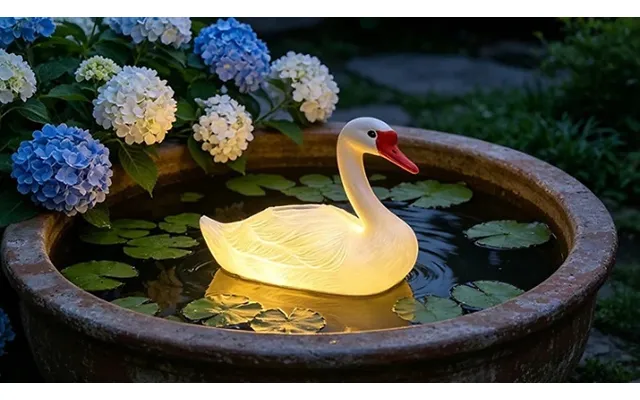 Solar-powered Floating Animal Light - 3 Designs