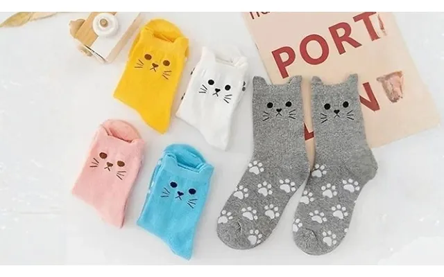 Women's Cute Cat Socks - 2 Options